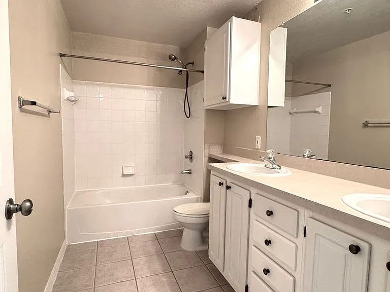 1727 Shadow View Cir — Photo 15