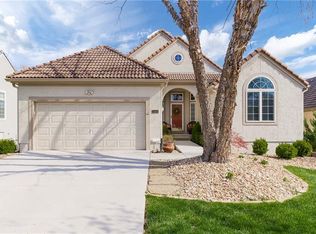 5444 W 152nd Ter, Leawood, KS 66224