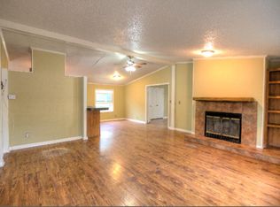 931 Reese Ln, Azle, TX 76020