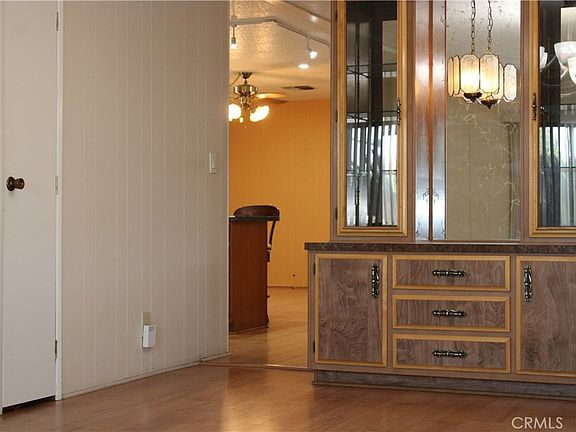 4th image of 601 N Kirby St Space 534