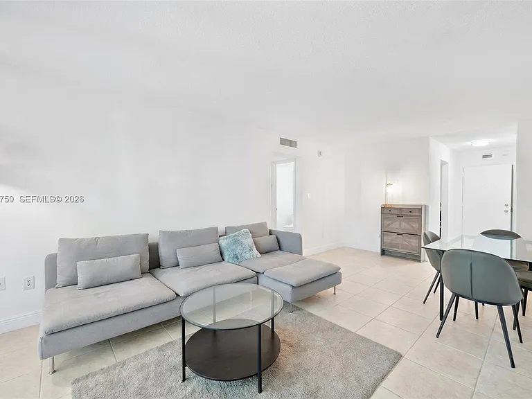 1800 Sans Souci Blvd #201 — Photo 2