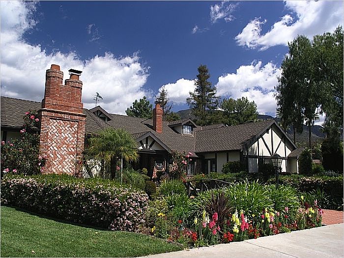 1st image of 5 Deodar Ln