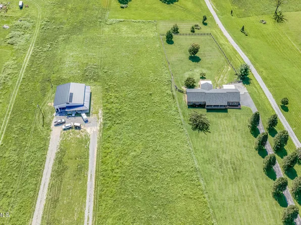 242 Jay Armentrout Rd, Jonesborough, TN 37659