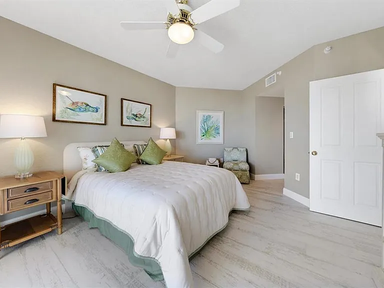 1170 Gulf Blvd #404 — Photo 20