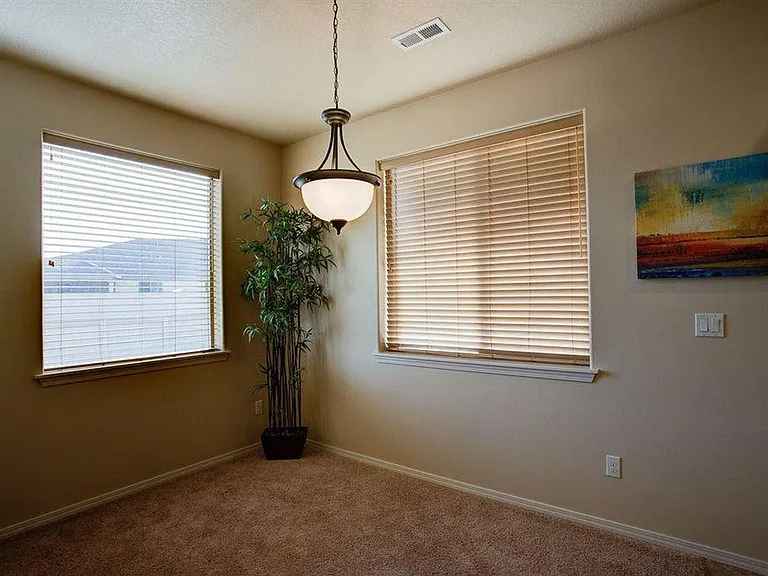 Bramasole Dr — Photo 17
