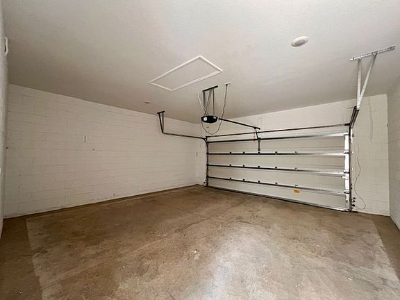 5th image of 4143 Pino St