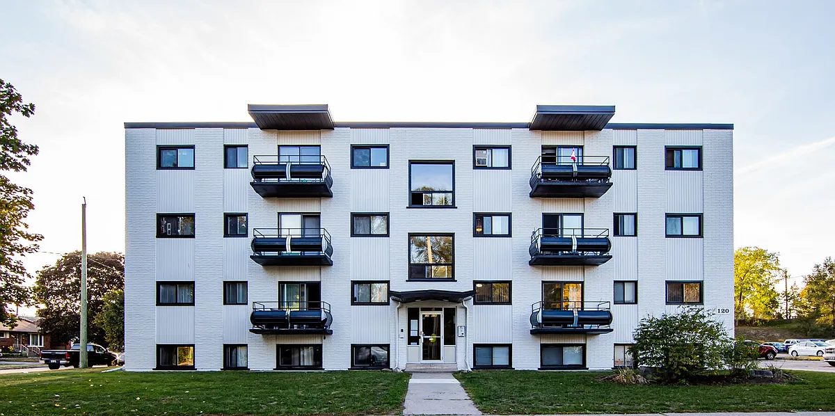 100 Beck Street — Photo 2