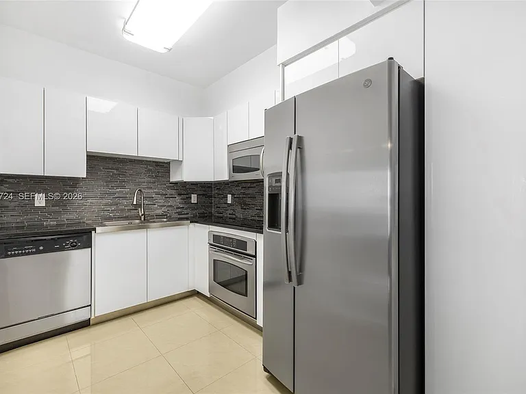 6365 Collins Ave #805 — Photo 15