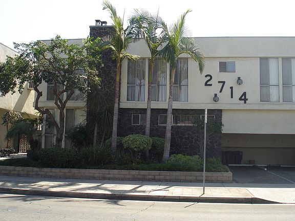 2nd image of 2714 W Clark Ave #6-F