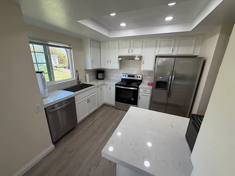 2404 Manzana Way #2A — Photo 6