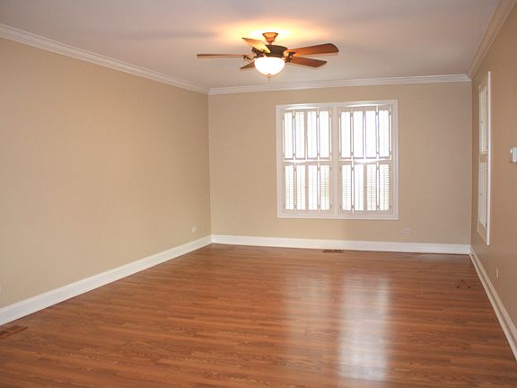 2nd image of 1750 Hemlock Dr