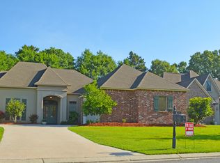 42114 Conifer Dr, Gonzales, LA 70737