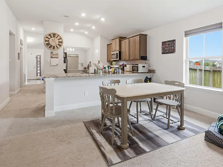490 Terra Vista Cir — Photo 8