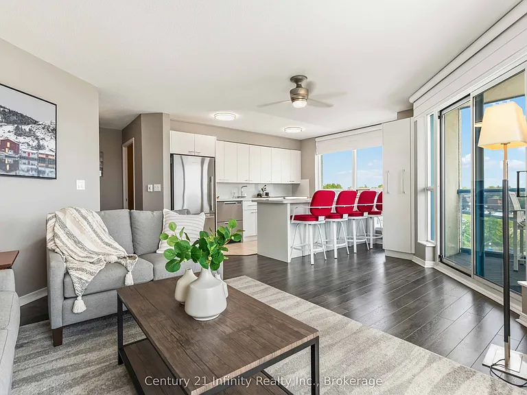 340 Watson St W #510 — Photo 12