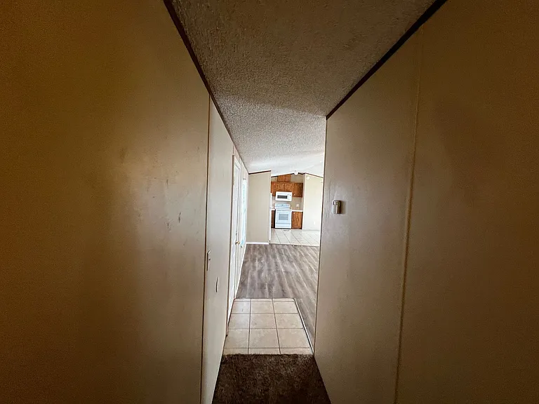 3900 Weston St — Photo 16