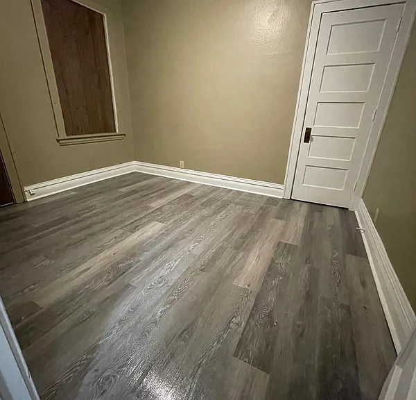 208 E Howard St #1 — Photo 2