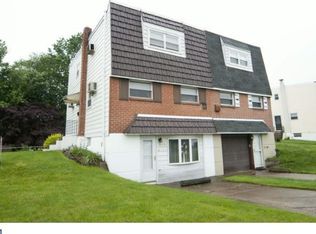 826 Avon Rd, Philadelphia, PA 19116