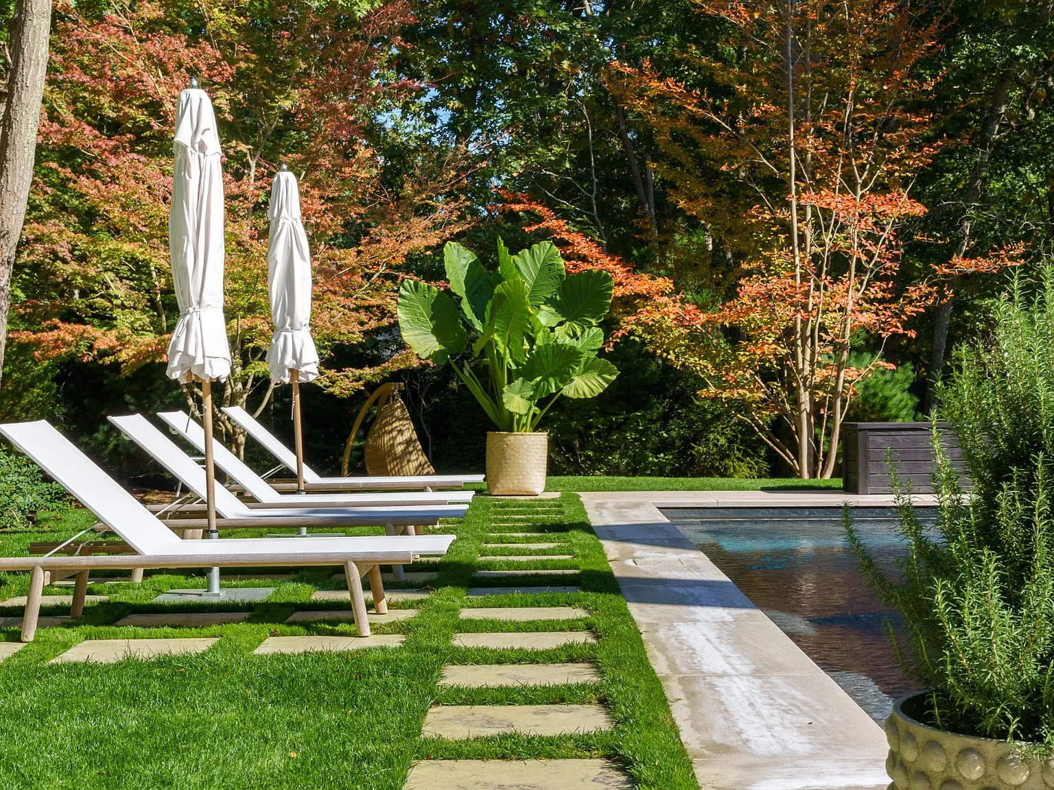 Designer's Own Bridgehampton Retreat — Photo 2
