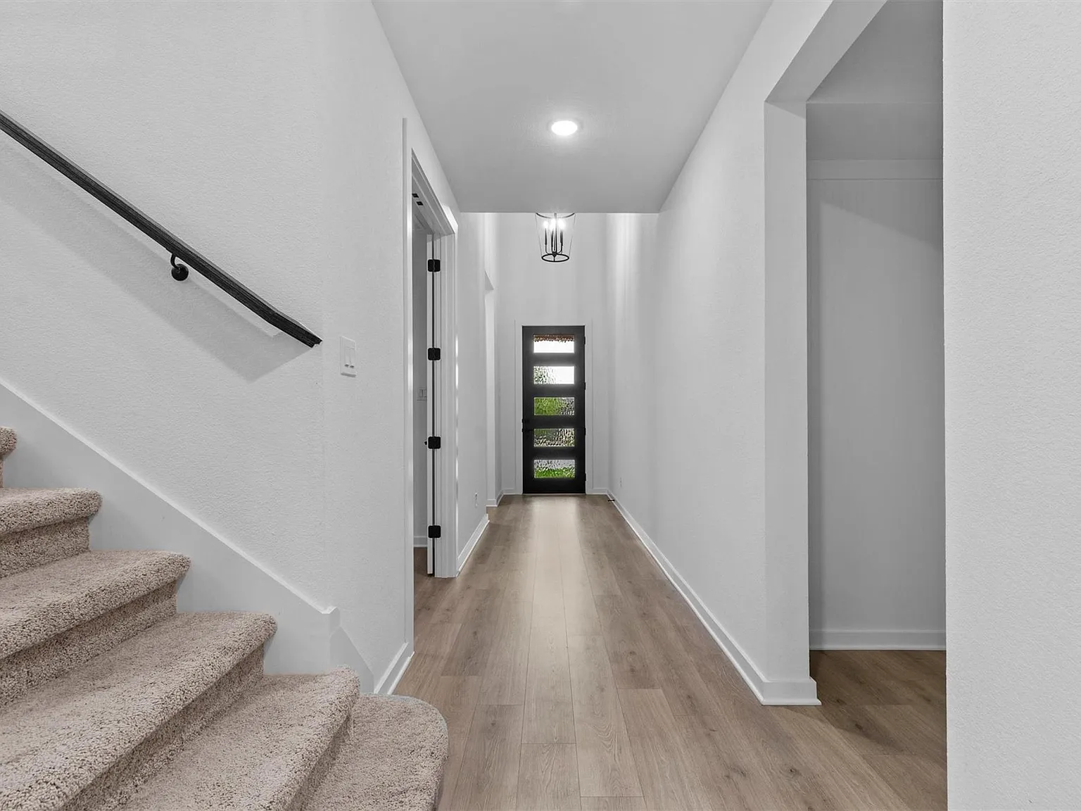 4 bed, 3.5 bath, 2968 sqft, $3,000 — Photo 4