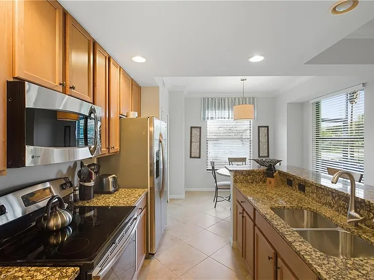 9844 Venezia Cir #714 — Photo 13