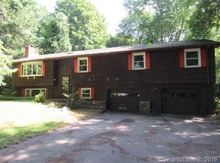 15 Pine St, Columbia, CT 06237