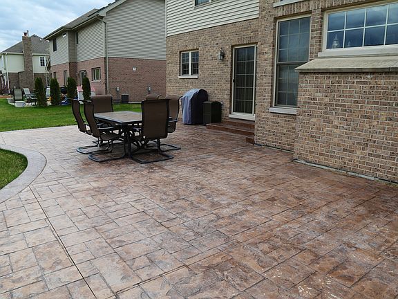 3rd image of 15537 S Elder Ct