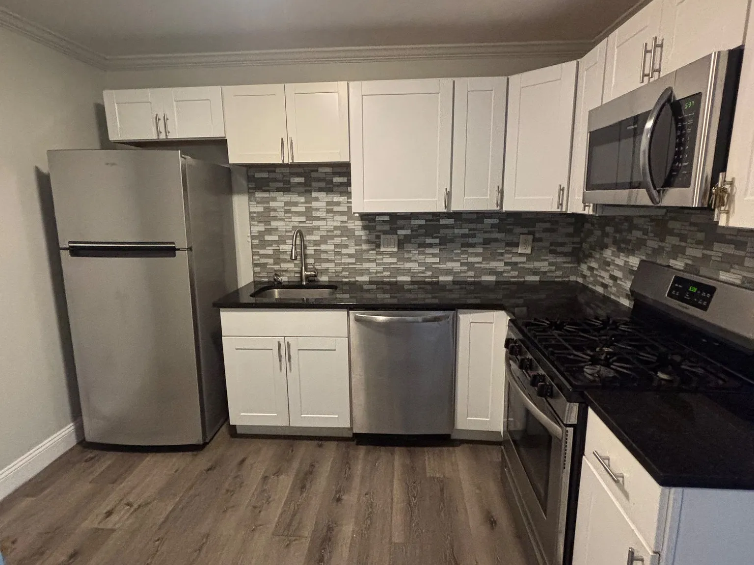 Crestview Estates — Photo 1