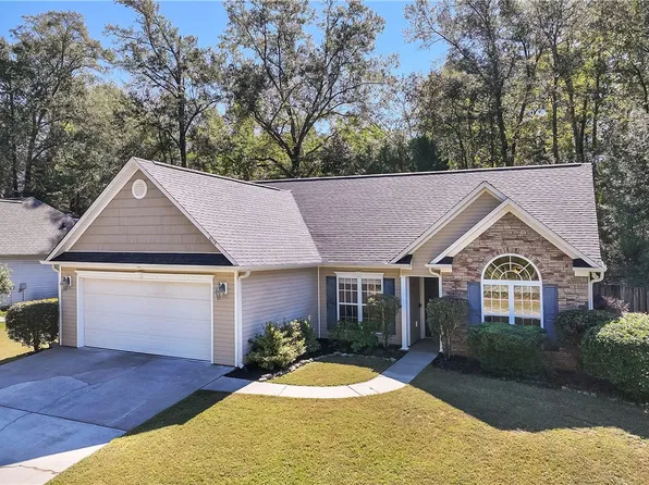 4298 Live Oak Dr, Auburn, AL 36830