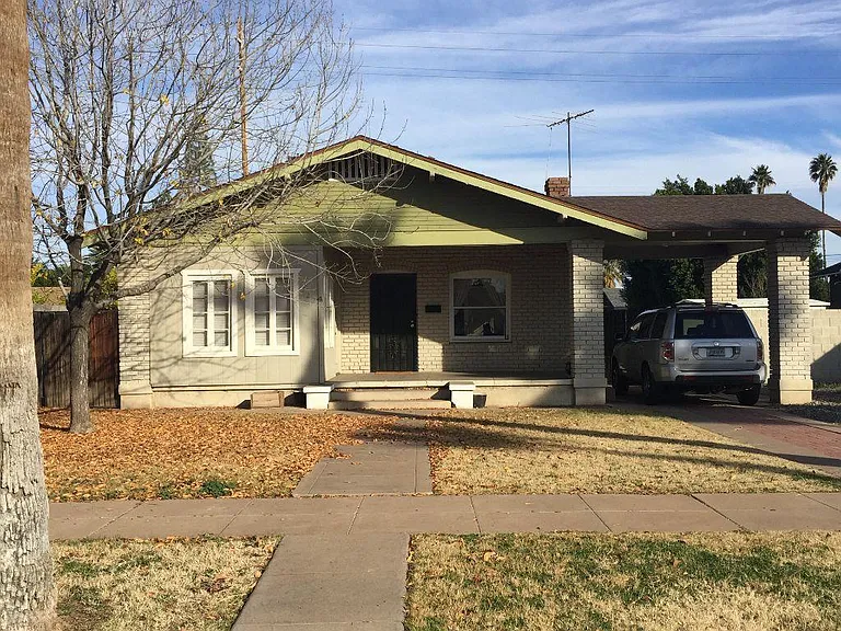 722 W Lynwood St — Photo 2