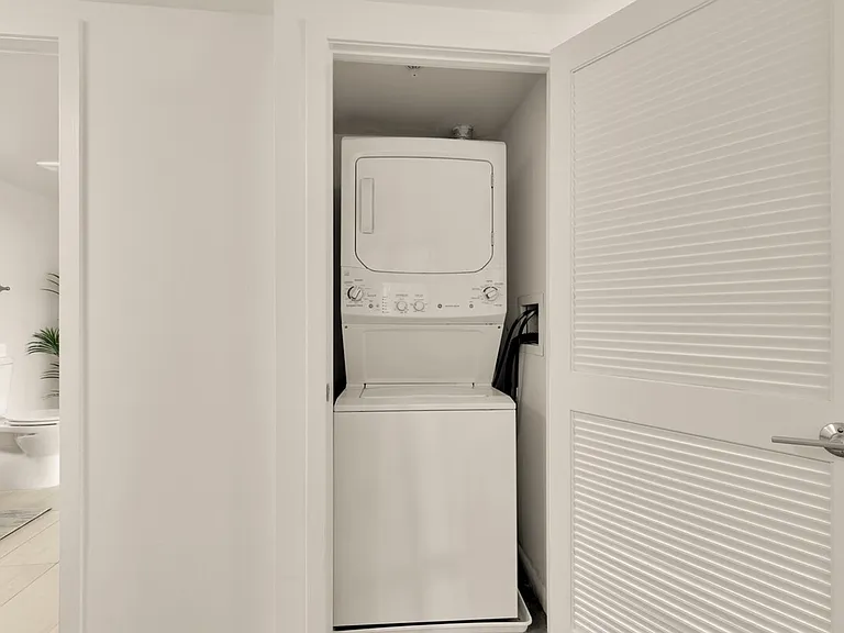 Washer/Dryer
