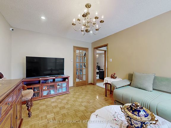 4th image of 14 Rodwell Ct