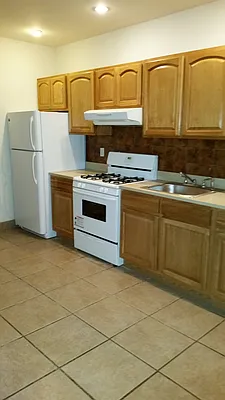 Rented by BuySell Real Estate Inc | media 1