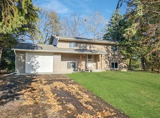 13198 N 3rd Ave, Lindstrom, MN 55045