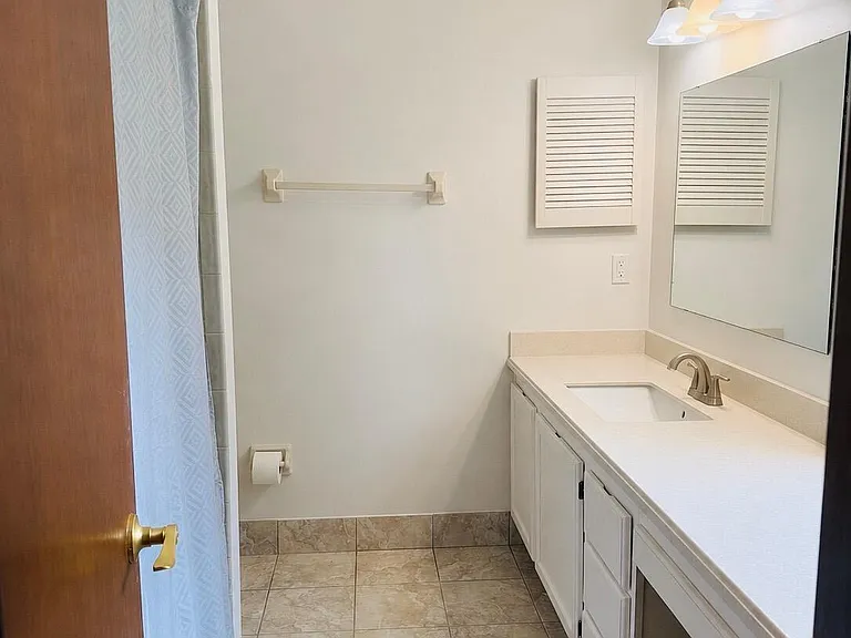 1671 Holly Oaks Lake Rd E — Photo 13