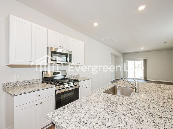 5th image of 361 Tiliwa St