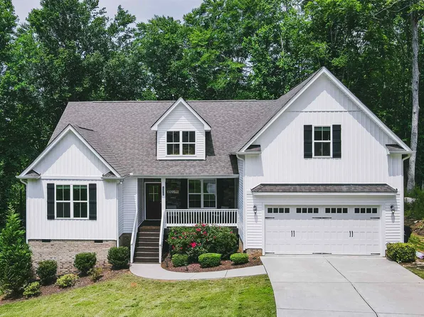 1320 Sourwood Dr, Wake Forest, NC 27587