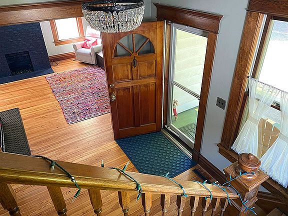 4th image of 520 6th St