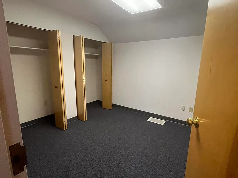 353 Cooks Ct — Photo 5