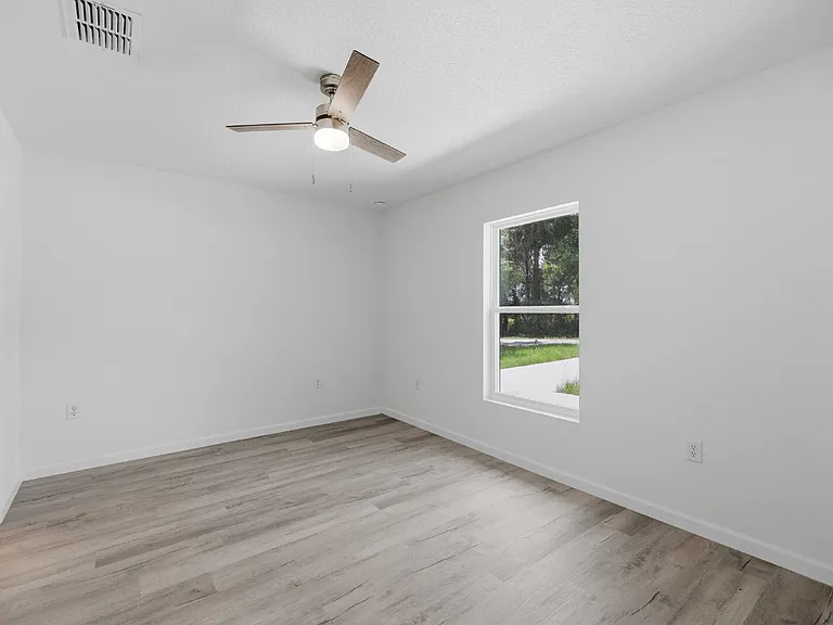 870 NW 69th St — Photo 11