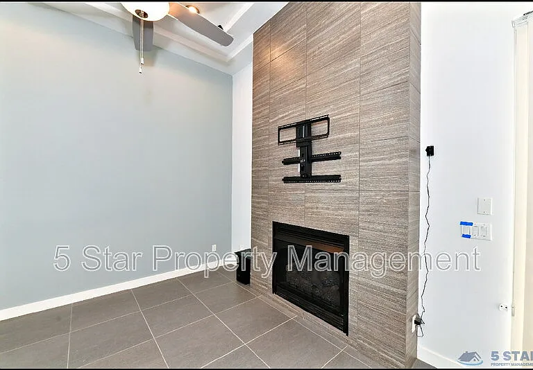 5973 Cartagena Cir — Photo 3