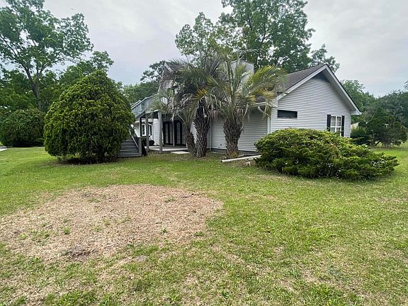 2nd image of 568 Keans Neck Road