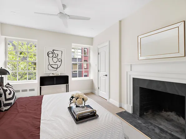 178 Sullivan Street image 11 of 18