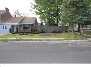 1613 Beechwood Pl, Clementon, NJ 08021