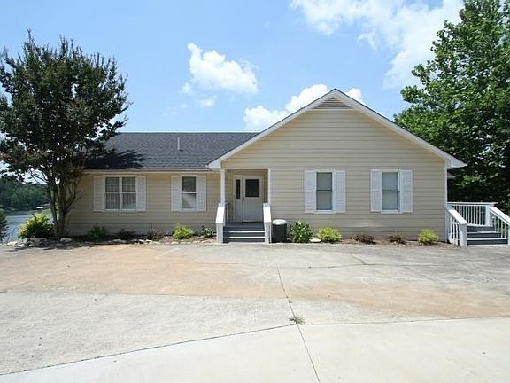 2100 Crafts Ford Road Front