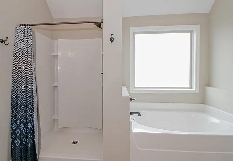 3338 N Henderson Way — Photo 14