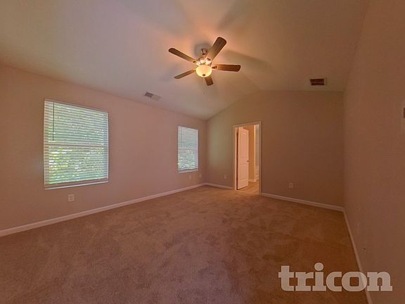 5th image of 333 Daffodil Dr