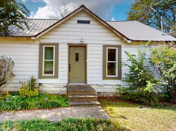 9108 Versailles Rd, Rockvale, TN 37153