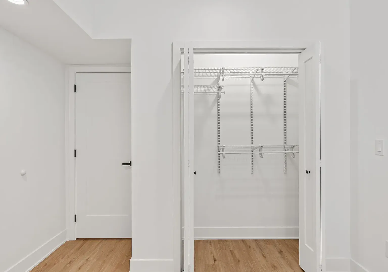 Luxury New Construction Townhome — Photo 3