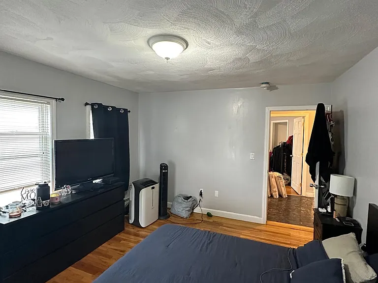 73 Almont St #2 — Photo 11
