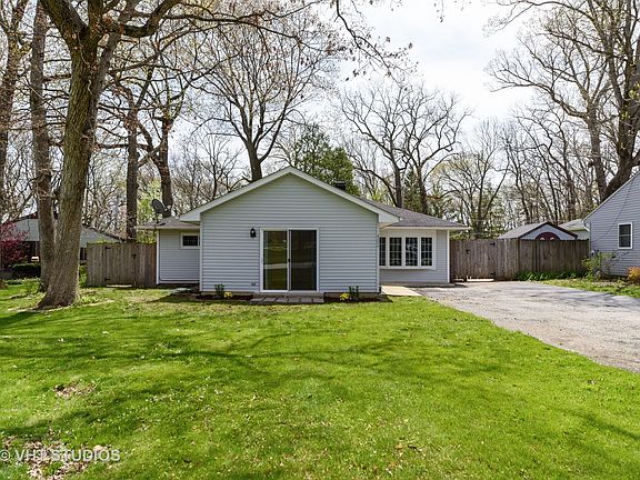 2nd image of 402 W Creekwood Dr